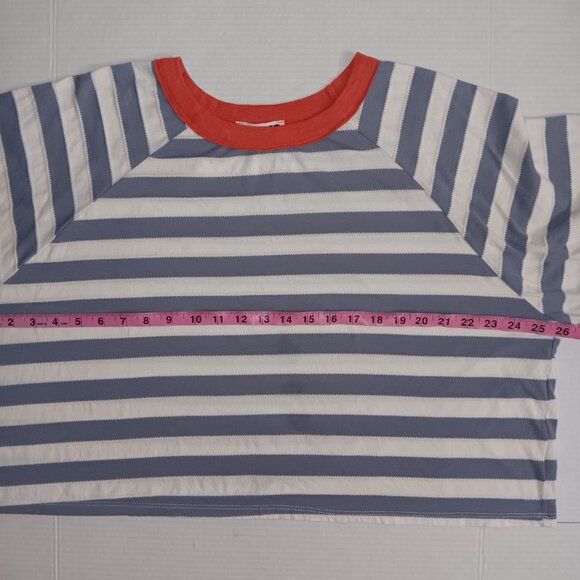 BUCKETLIST OVERSIZED STRIPED CROPPED TOP - Picture 4 of 10